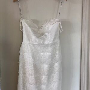Monique Lhuillier corseted short dress